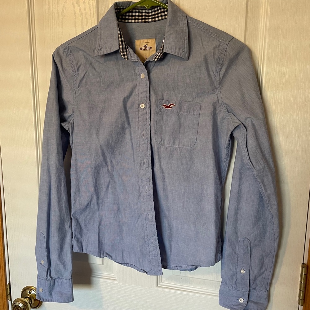 Hollister Button Up